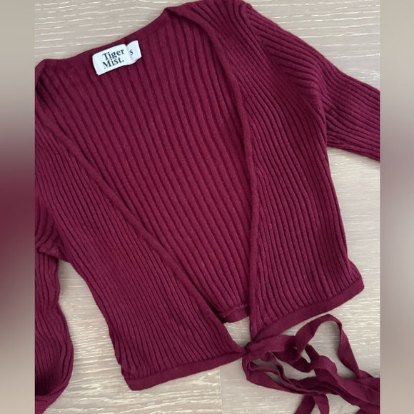 BOGO Tiger Mist Wrap Around Crop Top Sweater size S - Picture 3 of 6